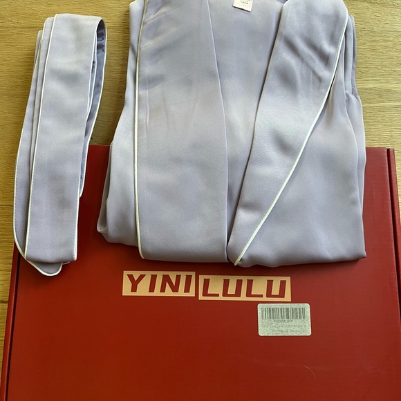 YiNi LuLu Polyester Robe - Picture 5 of 6